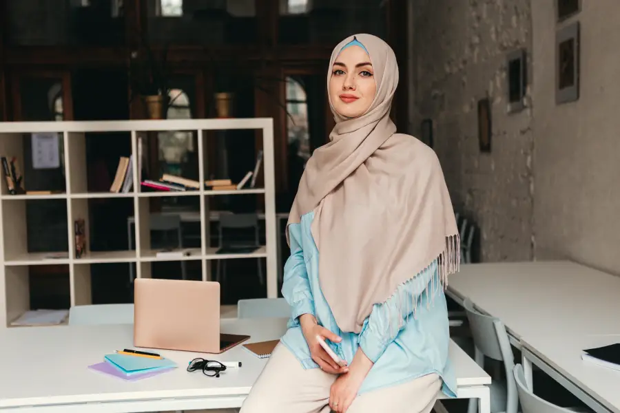 modern-muslim-woman-hijab-office-room
