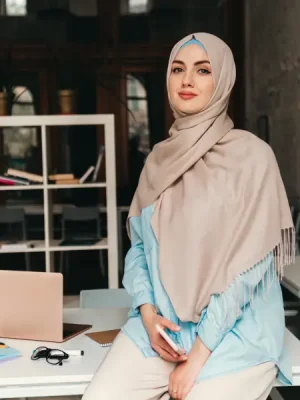 modern-muslim-woman-hijab-office-room